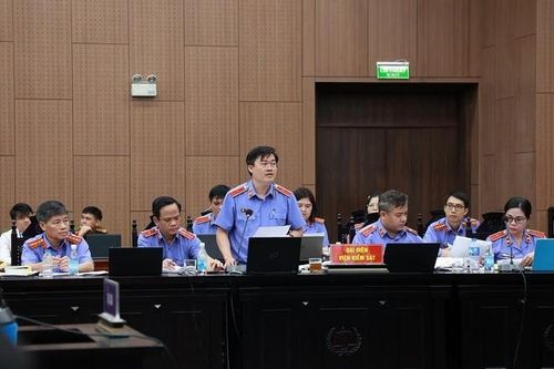 Những bị can nào đã nộp lại tiền hối lộ vụ 'chuyến bay giải cứu' giai đoạn 2?