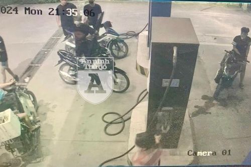 Bị đuổi đánh, thiếu niên rủ bạn mang hung khí từ Phú Thọ sang huyện Ba Vì 'săn mồi'
