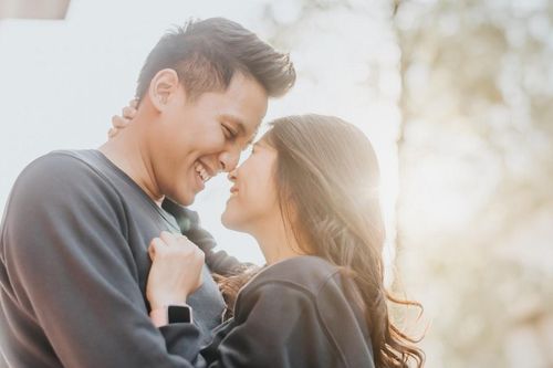 Thể hiện tình yêu một cách đúng đắn