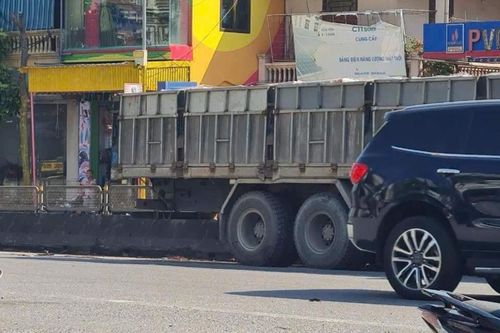 Tai nạn giao thông mới nhất 6/10/2024: bị xe tải tông, 2 phụ nữ tử vong