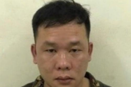 Hà Nội: Bắt kẻ cướp dây chuyền của người phụ nữ đi đường