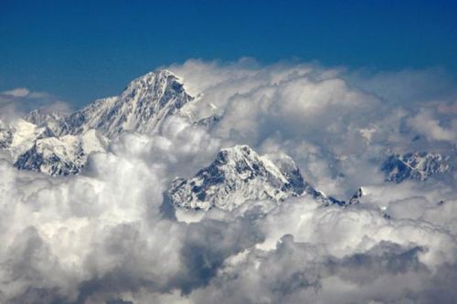 Lý do đỉnh Everest vẫn đang cao lên mỗi năm