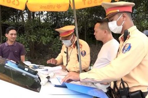 Bỏ quy định người dân giám sát CSGT bằng thiết bị ghi âm, ghi hình