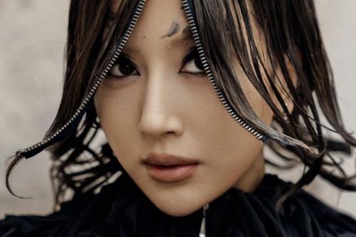 Quỳnh Anh Shyn bùng nổ tại Paris Fashion Week 2025 với tạo hình tóc độc đáo
