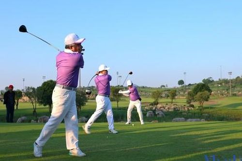 144 golfer tham dự giải golf 'Tấm lòng vàng Nhà đầu tư'