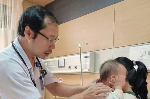 Bé gái 9 tháng tuổi mắc chứng dị tật phổi hiếm gặp