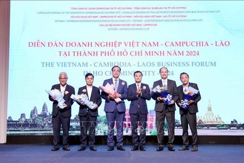 Doanh nghiệp Việt Nam - Campuchia - Lào tăng cường hợp tác cùng phát triển