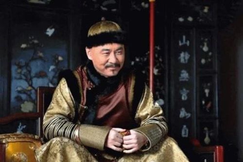 Trước khi băng hà, Ung Chính đã ra lệnh cho 1 người phải chết để dọn đường cho Càn Long lên ngai vàng