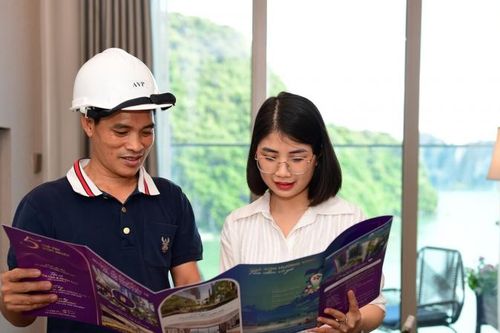 Môi giới bất động sản loay hoay với 'chuẩn hóa' hành nghề