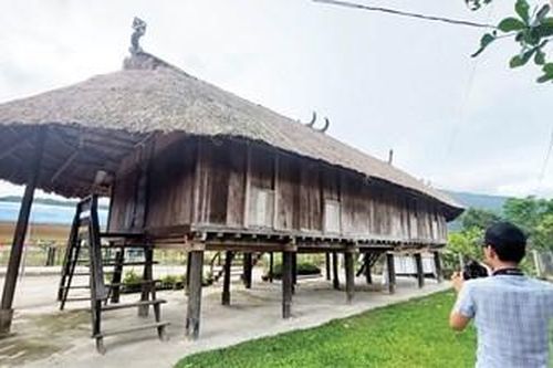 Nhà dài - Nét đẹp văn hóa vùng cao