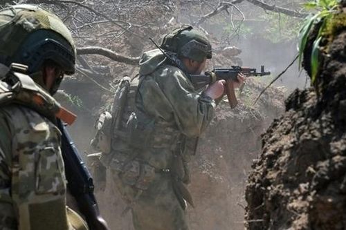Nga giành quyền kiểm soát vị trí mới, Ukraine thừa nhận tình hình đang xấu đi