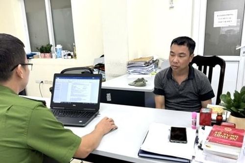 Đối tượng mang xe Fortuner của bạn đi cầm cố ra đầu thú