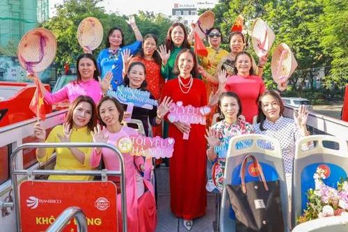 Lễ hội Áo dài du lịch Hà Nội năm 2024