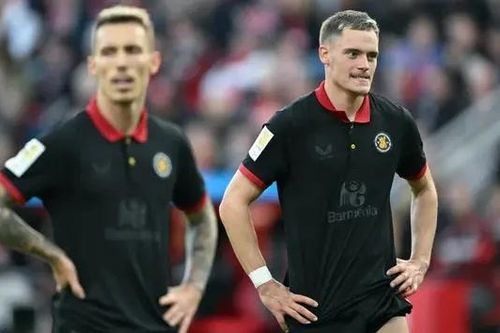 Leverkusen hòa thất vọng với Holstein Kiel