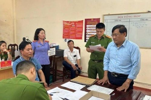 Khởi tố cán bộ Ban Quản lý rừng phòng hộ sông Đà lừa đảo hàng tỷ đồng
