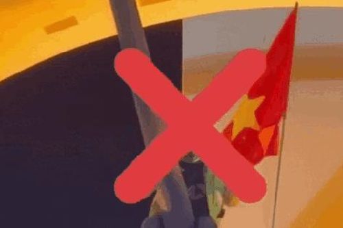 Phẫn nộ cảnh nam thanh niên trèo lên tượng đài, nhảy nhót phản cảm ở Buôn Ma Thuột