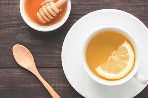 4 lý do nên uống nước chanh mật ong vào buổi sáng