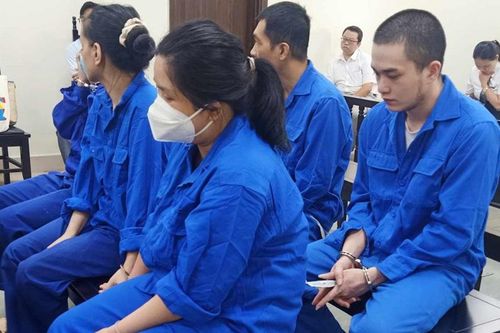 Nữ nhân viên phòng khám cầm đầu đường dây mua bán trẻ sơ sinh