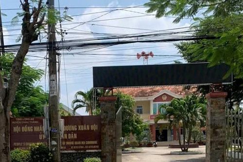 Long An: Bắt đối tượng xô xát với một Thiếu tá Công an trong quán karaoke