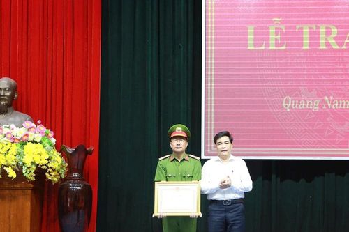 Quảng Nam: Khen thưởng thành tích triệt xóa đường dây đánh bạc hơn 200 tỷ đồng