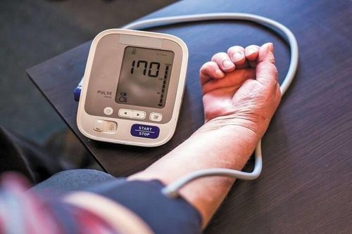 Ai có nguy cơ bị tăng huyết áp?
