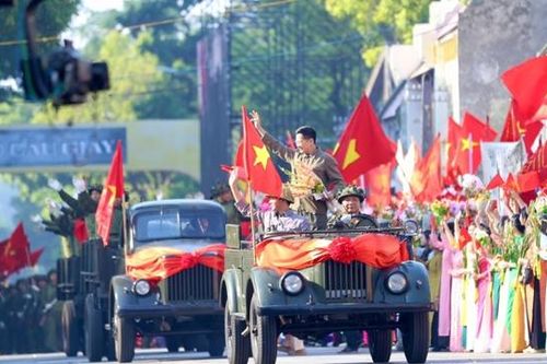 Ra đi trong khói lửa - trở về trong hào quang chiến thắng