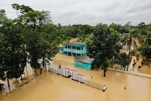 Lũ lụt, sạt lở tiếp tục hoành hành ở Nam Á, thêm 15 người tại Ấn Độ tử vong