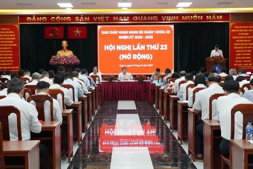 Bí thư Quận ủy quận 1 yêu cầu không làm việc theo kiểu 'đầu voi, đuôi chuột'