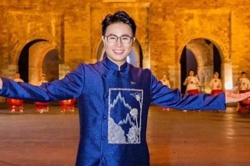 Thu Hà Nội như một trang sách mở...