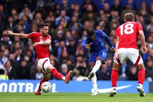 Chelsea đứt mạch thắng liên tiếp, lỡ cơ hội bám đuổi Man City