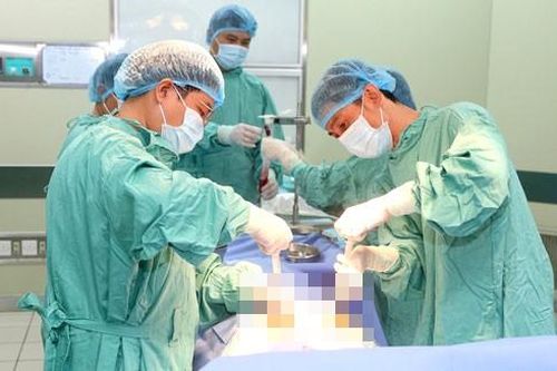 Điều trị thành công hai ca ghép tủy đồng loại cho bệnh nhân tan máu bẩm sinh