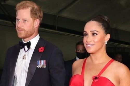 Meghan Markle xuất hiện gợi cảm