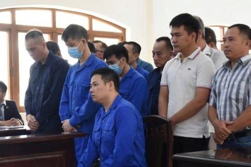 Nhận hối lộ, cựu giám đốc Trung tâm đăng kiểm 60-04D lãnh 7 năm tù