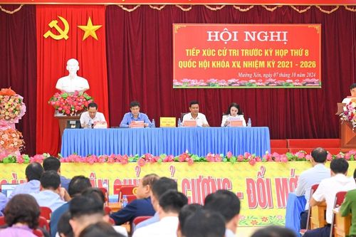 Cử tri huyện Kỳ Sơn kiến nghị xây dựng khu tái định cư cho hơn 300 hộ dân xã Chiêu Lưu