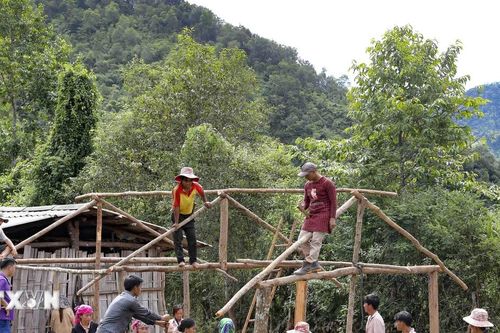 Điện Biên: Sớm bố trí tái định cư cho dân sống dưới cung sạt lở ở Mường Nhé
