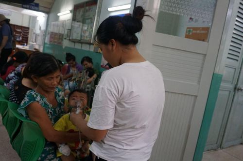 TP Hồ Chí Minh: Trẻ mắc bệnh hô hấp tăng do các siêu vi thông thường