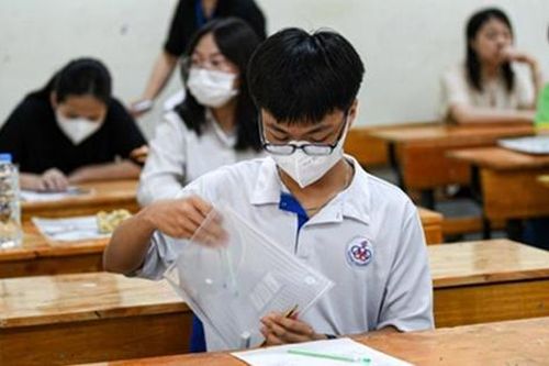 Tuyển sinh vào lớp 10: Dự kiến năm 2025 có những thay đổi gì?