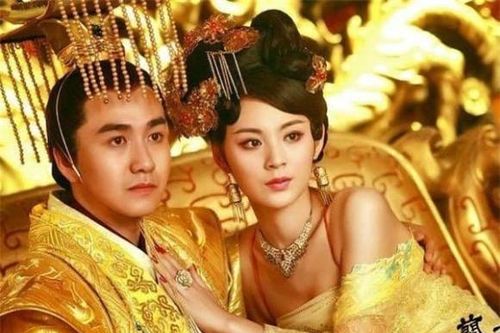 Nàng hậu có làn da tỏa hương thơm, bị ép làm chiến lợi phẩm cho trò mua vui 'biến thái' của Hoàng đế