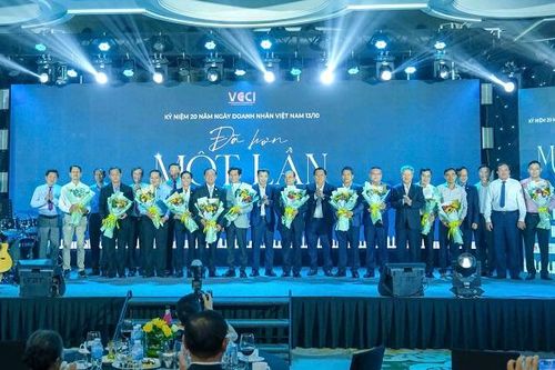 Doanh nhân cần phát huy tinh thần dũng cảm, sáng tạo vượt qua thách thức