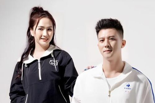 Xuất hiện công khai cùng chồng, bà xã U40 của Hà Việt Dũng bị nhầm là học sinh cấp 3