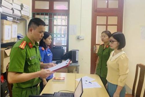 Nữ Hiệu trưởng ở Hà Giang 'bòn rút' tiền ăn của học sinh bị khởi tố