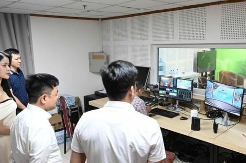Hoa hậu Du lịch Việt Nam 2024 Ngọc Quỳnh giao lưu với Báo Công Thương
