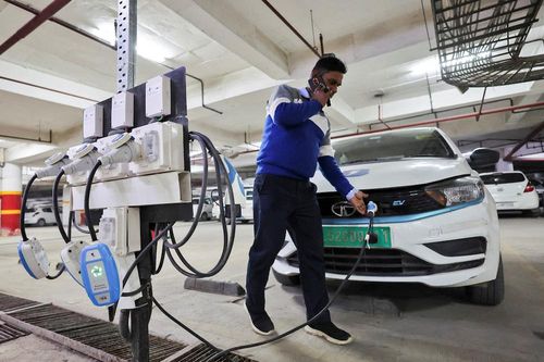 'Giấc mơ' xe điện của quốc gia đông dân nhất thế giới