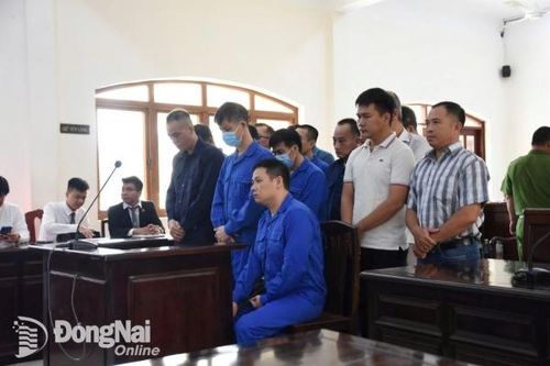 Nguyên Giám đốc Trung tâm Đăng kiểm xe cơ giới 60-04D lãnh 7 năm tù
