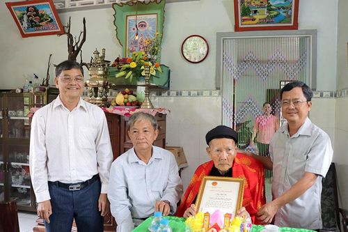 Tập trung thực hiện các nhiệm vụ trọng tâm về người cao tuổi