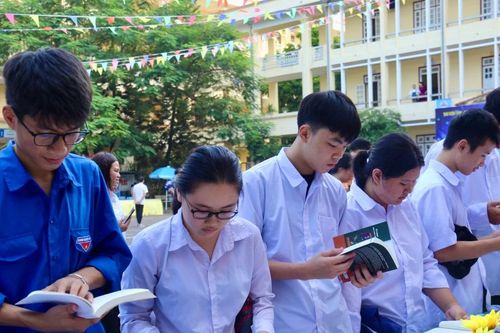 Gần 1.000 học sinh tham gia ngày hội 'Sáng tạo ứng dụng số - thúc đẩy phát triển văn hóa đọc' tại Bảo Thắng