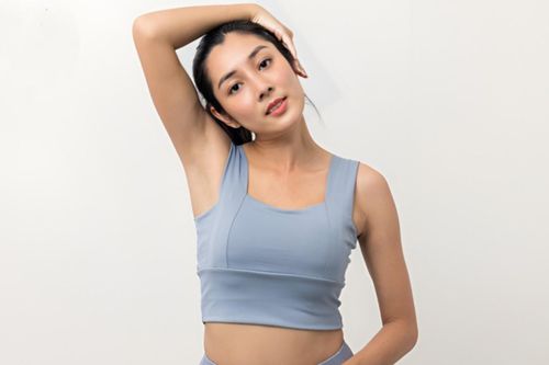 Một số bài tập giãn cơ giải tỏa căng thẳng sau ngày làm việc