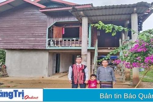 Ông Hồ A Keng - Tấm gương tận tụy vì bản làng ở xã Thuận