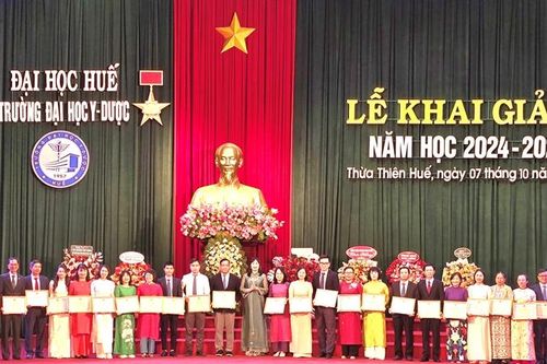 Trường đại học Y - Dược, Đại học Huế đón 1.825 tân sinh viên