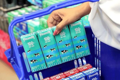 Vì sao F&N Dairy Investments vẫn đăng ký mua 21 triệu cổ phiếu Vinamilk sau 8 lần không thành?